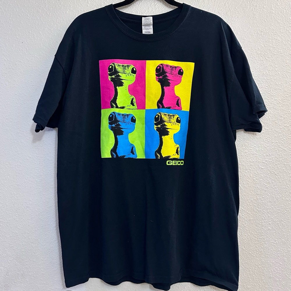 GEICO Gecko Retro Pop Colorblock Tee T-shirt Mens XL